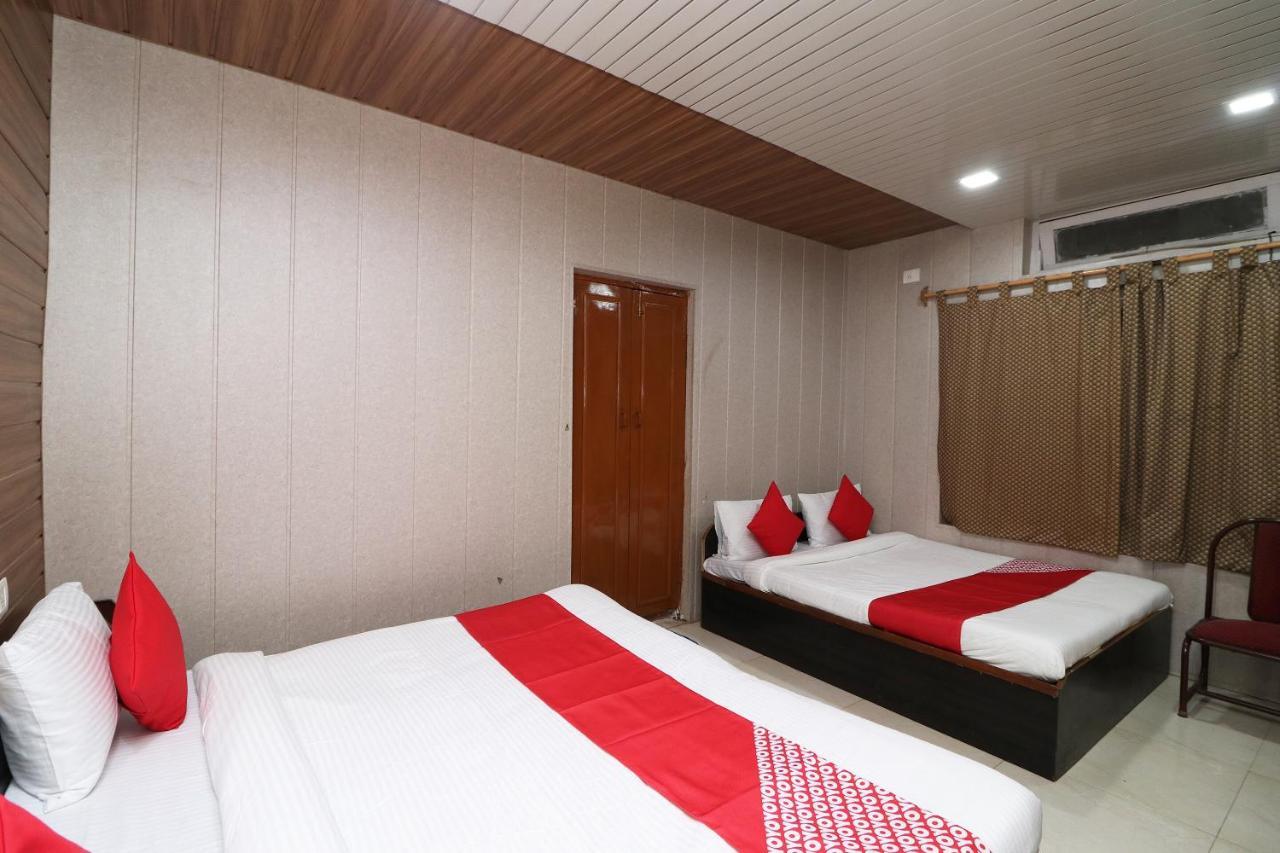 Hotel Neelam Raj ナイニタール エクステリア 写真